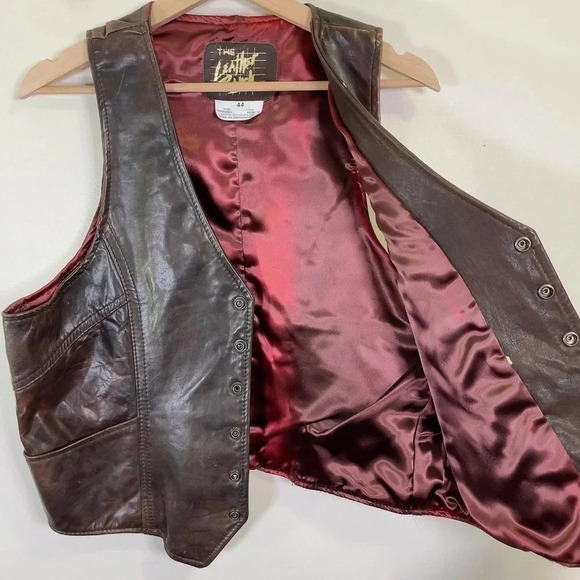 The Leather Ranch  Motorbike Western Button Brown Leather Vest - Picture 9 of 14